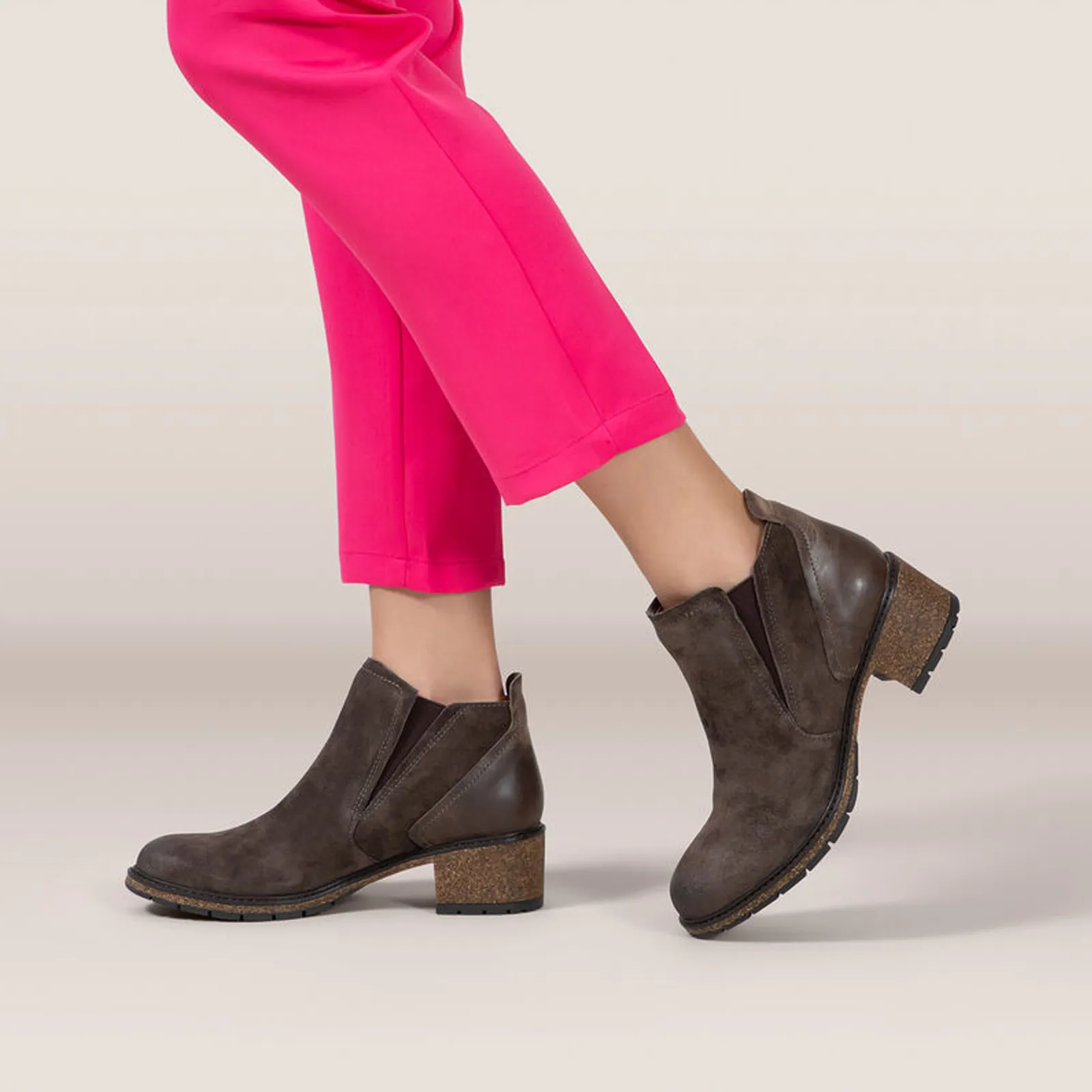 Aetrex Frankie Ankle Boot (Women) - Brown Leather