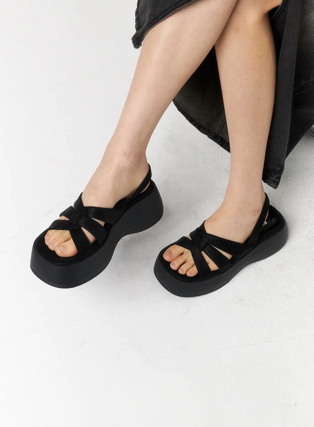 Chunky Platform Sandals CU321