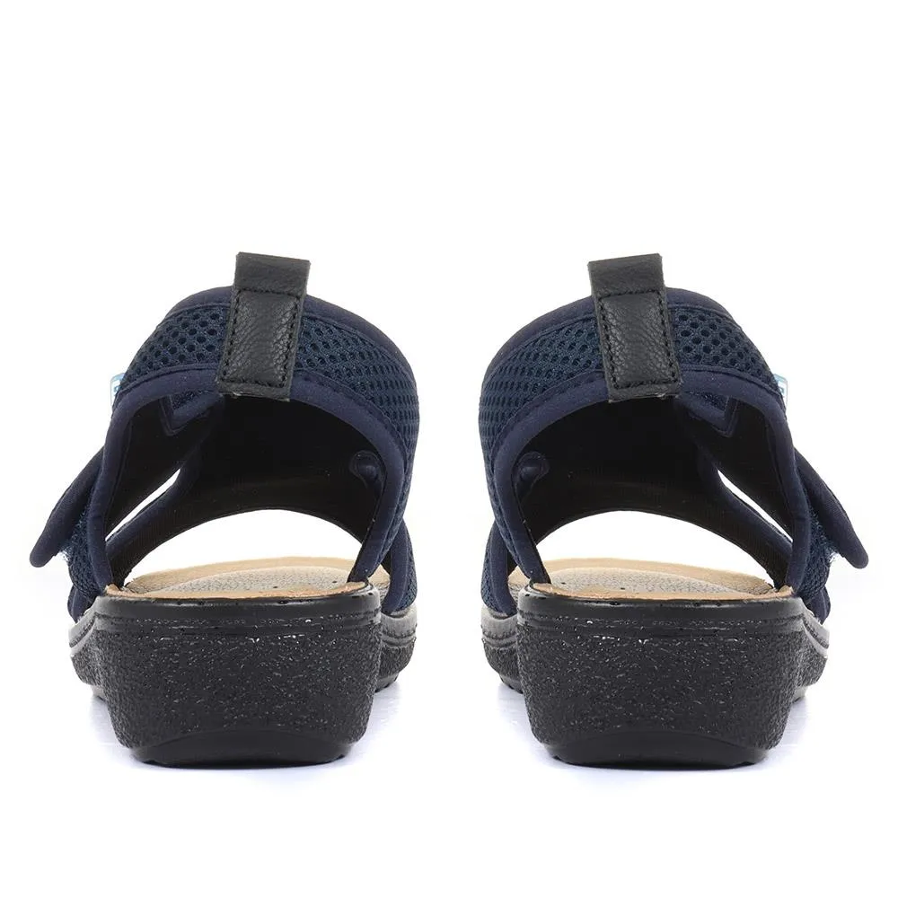 Wide Fit Touch-Fastening Sandals - FLY27017 / 312 035